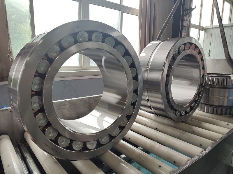 NNU4180M bearing alignment in Coal Vertical Mill roller 400X650X250 MM oil lubrication