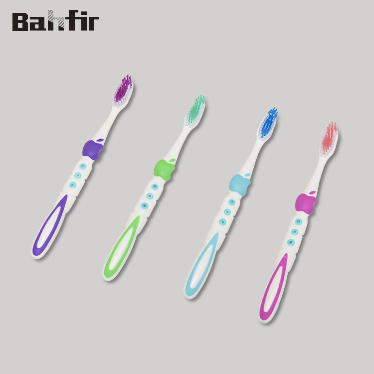 Chinese New Innovative Dentist Gift Wholesale Nylon Adult Toothbrush Soft