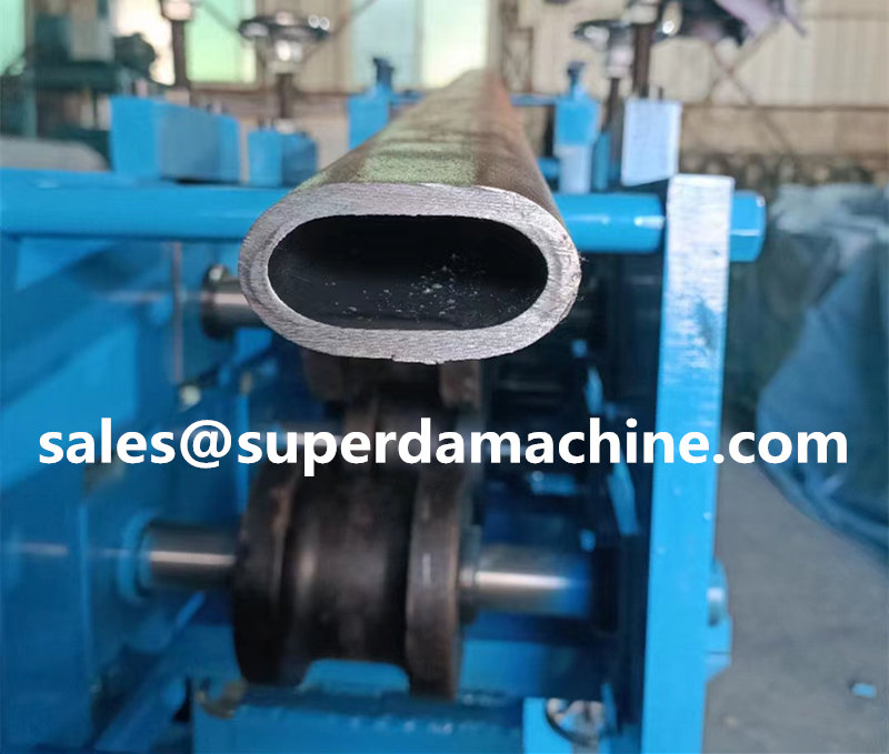 Metal Tube Shaped Forming Machine For Flat Sided Oval Tube