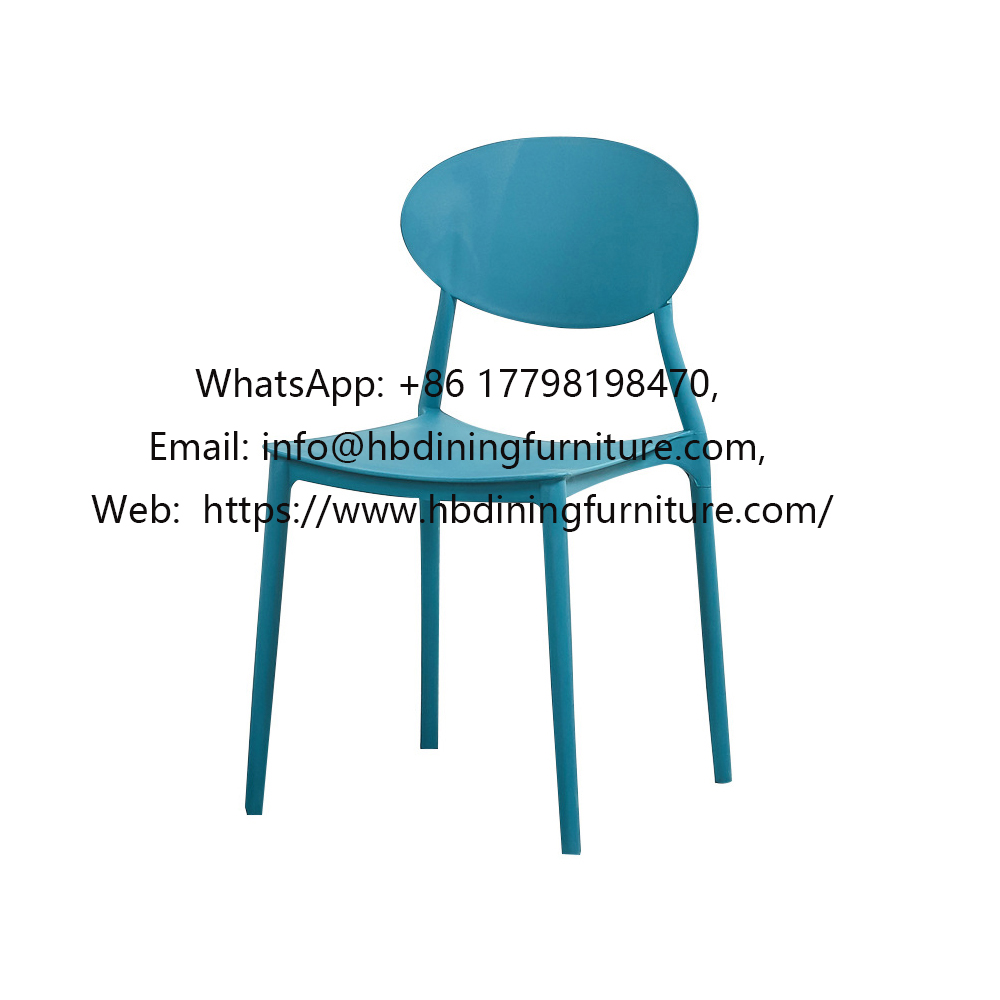 Curved seat one-piece plastic chair