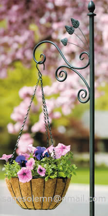 Garden metal hooks 