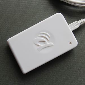 Desktop RFID Reader with Built-in SAM Card Slot for High Security Application 