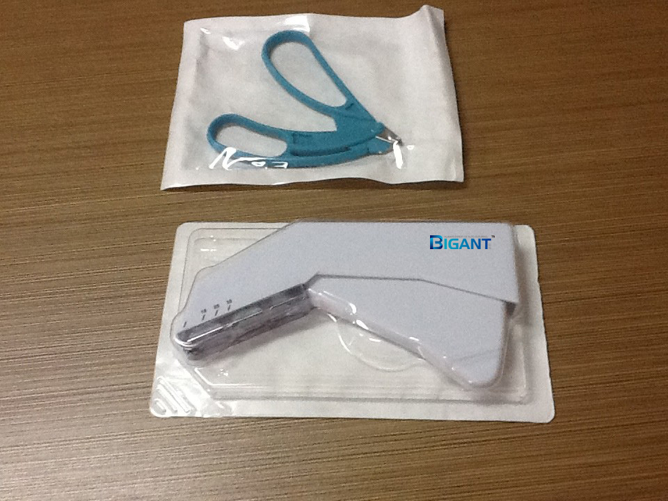 Disposable Skin Stapler and Remover