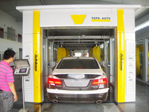 AUTOBASE全新隧道式洗车机TT-91