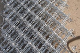 Fence Mesh ，The seedbed metal mesh ，U.S. grid mesh ，Construction mesh ，Fence Mesh 