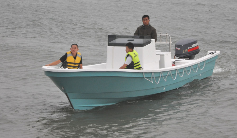 fiberglass fishing boat 7.6m--with CE