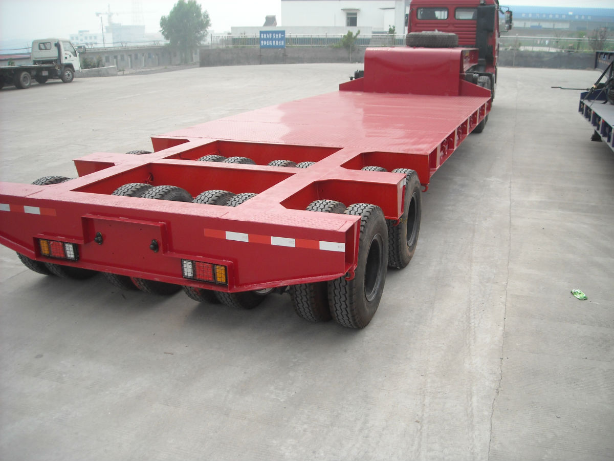 Best seller Tri-axle lowbed semitrailer/cargo semitrailer