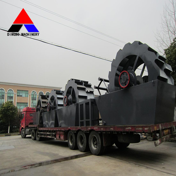 Wheel sand washing machine