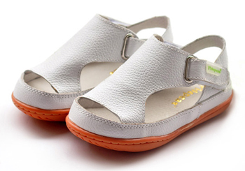 	Kids genuine leather sandal flat casual shoes 