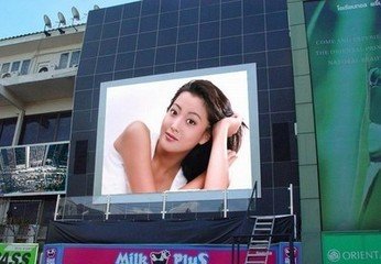 Professional manufacturer full color P10 outdoor led screen