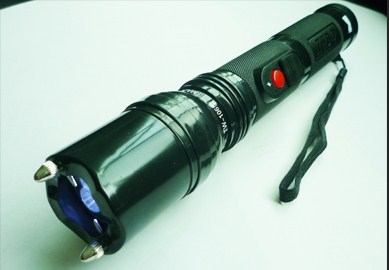 106 Self-defense Flashlight Torch High-power Impact Security Set