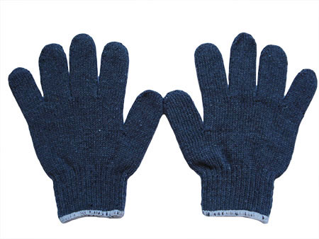 Grey yarn gloves