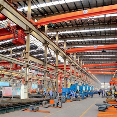 Steel Structure Warehouse With Crane