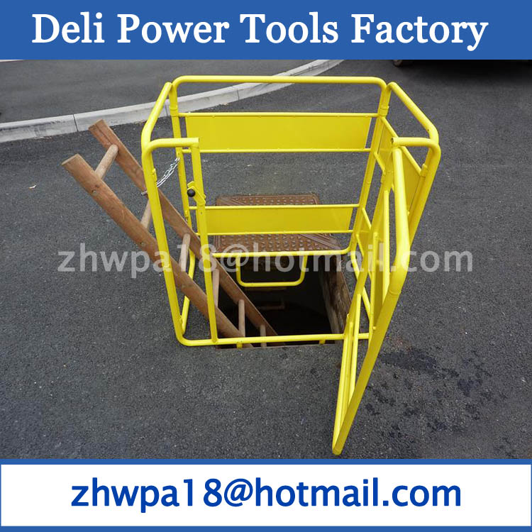 Man hole barrier Work Area Protection Corp 33*33*42