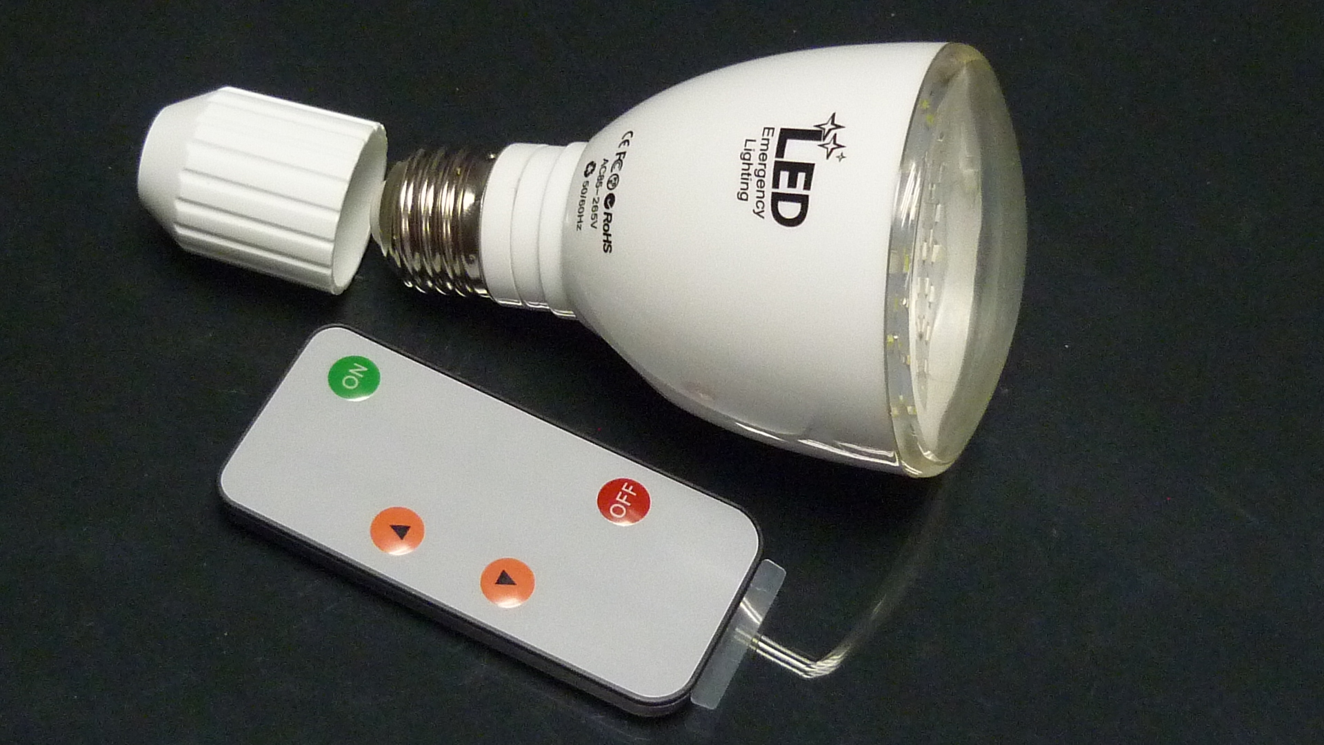rechargeable remote multifunction led lighting Emergency bulb with torches Flashlight FCC