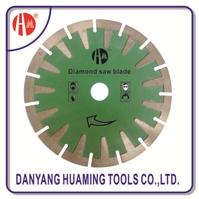 HM-56 180T Shape Cutting And Grinding Diamond Saw Blade