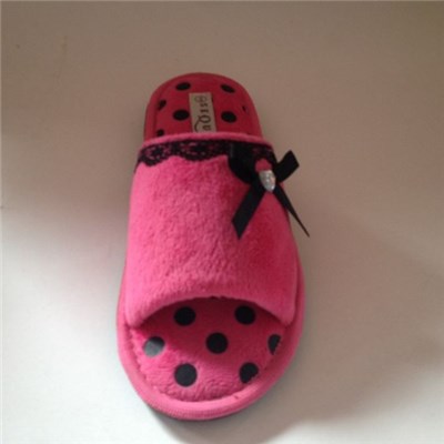 Plush Bedroom Design Slippers