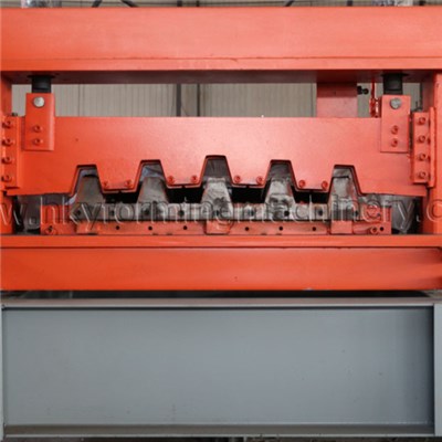 Corrugated Iron Floor Metal Deck Roll Forming Machine