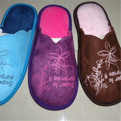 Rose Embroidered Handmade Indian Slipper For Woman