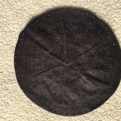 Women’s Diamond Rhinestone Knit Hat Charcoal