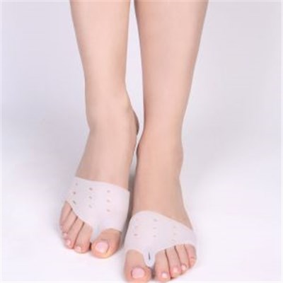 Gel Ball Of Foot Pad With Toe Separator