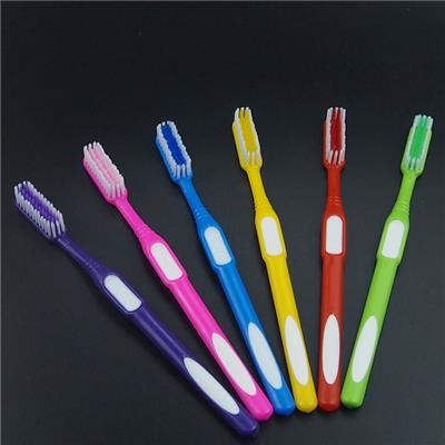 Toothbrush With Wave Bristle