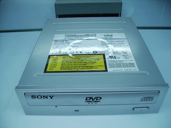 DVD-ROM привод