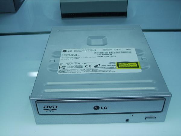 DVD-驱动器