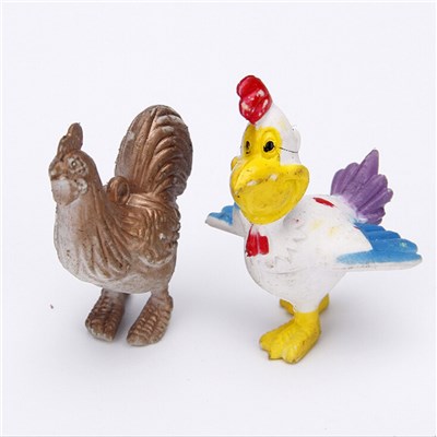 Funny Plastic Cartoon Chicken Capsule Toys For Kid