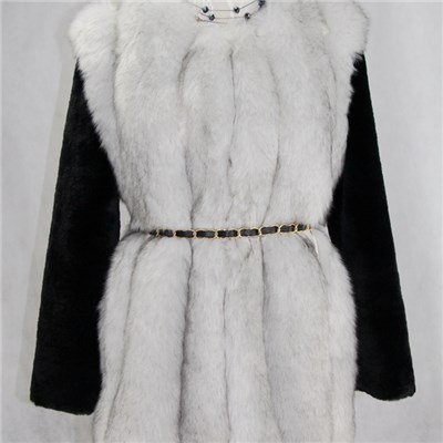 Womens New Style Patchwork Fur Coat In Thick And Warm Faux Fox Fur Overcoat In Spliced Fur And PU Stripe