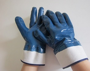 yellow/ blue nitrile gloves