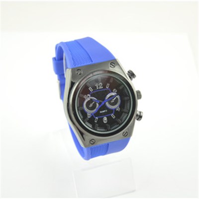 Men’s Plastic Watch With Extra Pushers