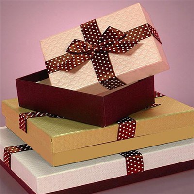 Custom Design Stylish And Elegant Embossed Candy Boxes