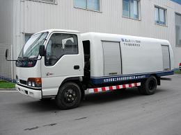 Поливомоечная машина из Китая / The sewer cleaner truck