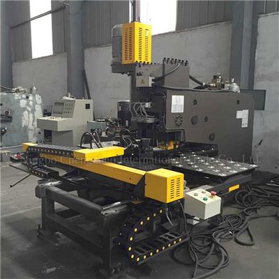 CNC Hydraulic Punching Machine