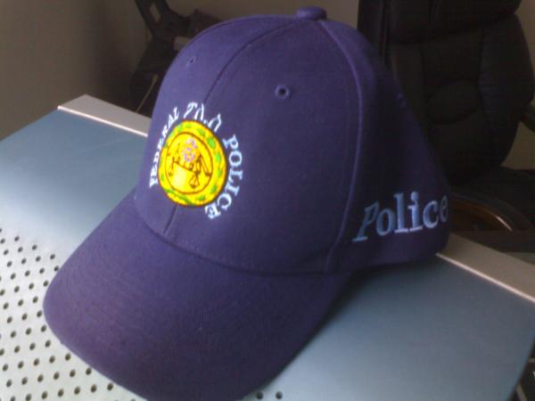 Береты, кепи Китай / Military Police Beret Baseball cap Peak Cap BDU caps