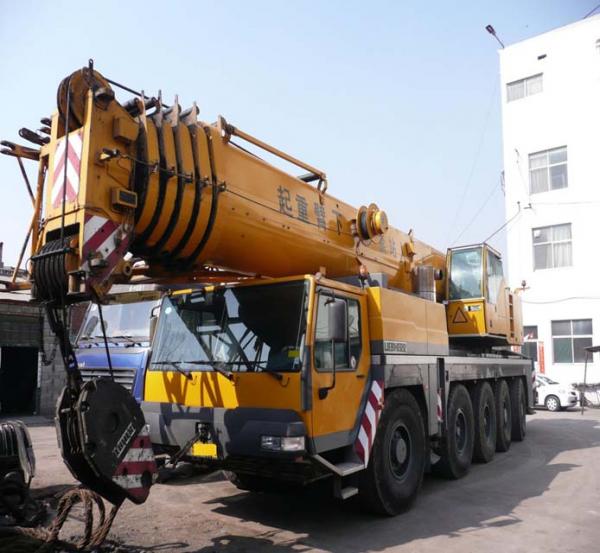 used liebherr 200t truck crane