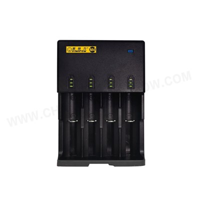 4 Slots Smart Charger With LED Applied To Lithium Battery