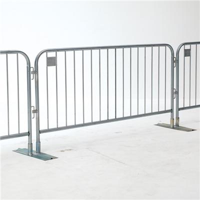 Barrier With Bolted Foot