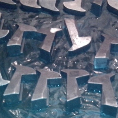 High Chrome Wear-resisting High Hardness Multi-Use Long Use Term Cast Steel Hammer Head