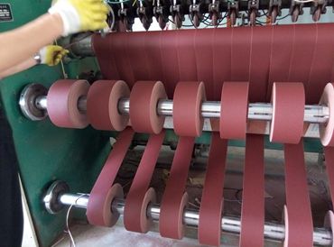 Red Aluminum Oxide Hand Or Machine Use Abrasive Cloth Rolls