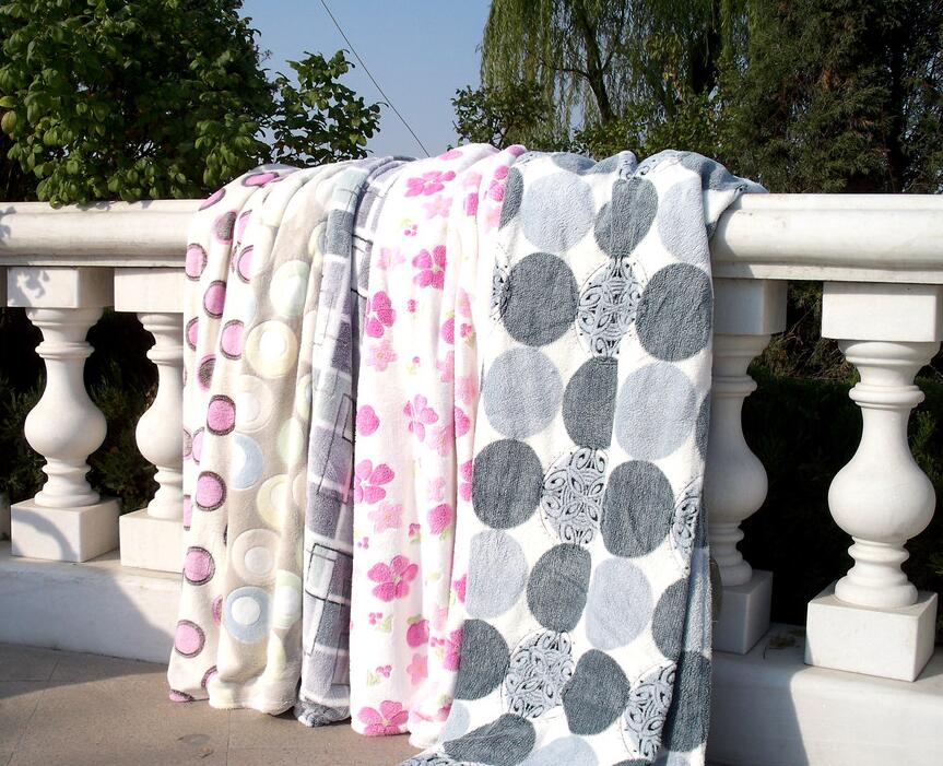 Wholesale 100% Polyester non-flammable mink flannel blanket