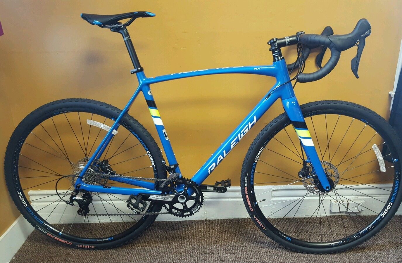 New Raleigh RXC Pro Canti Carbon Cyclocross CX Bike ......$750 USD