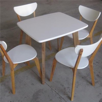 Elgant Solid Wood Table Chair Set