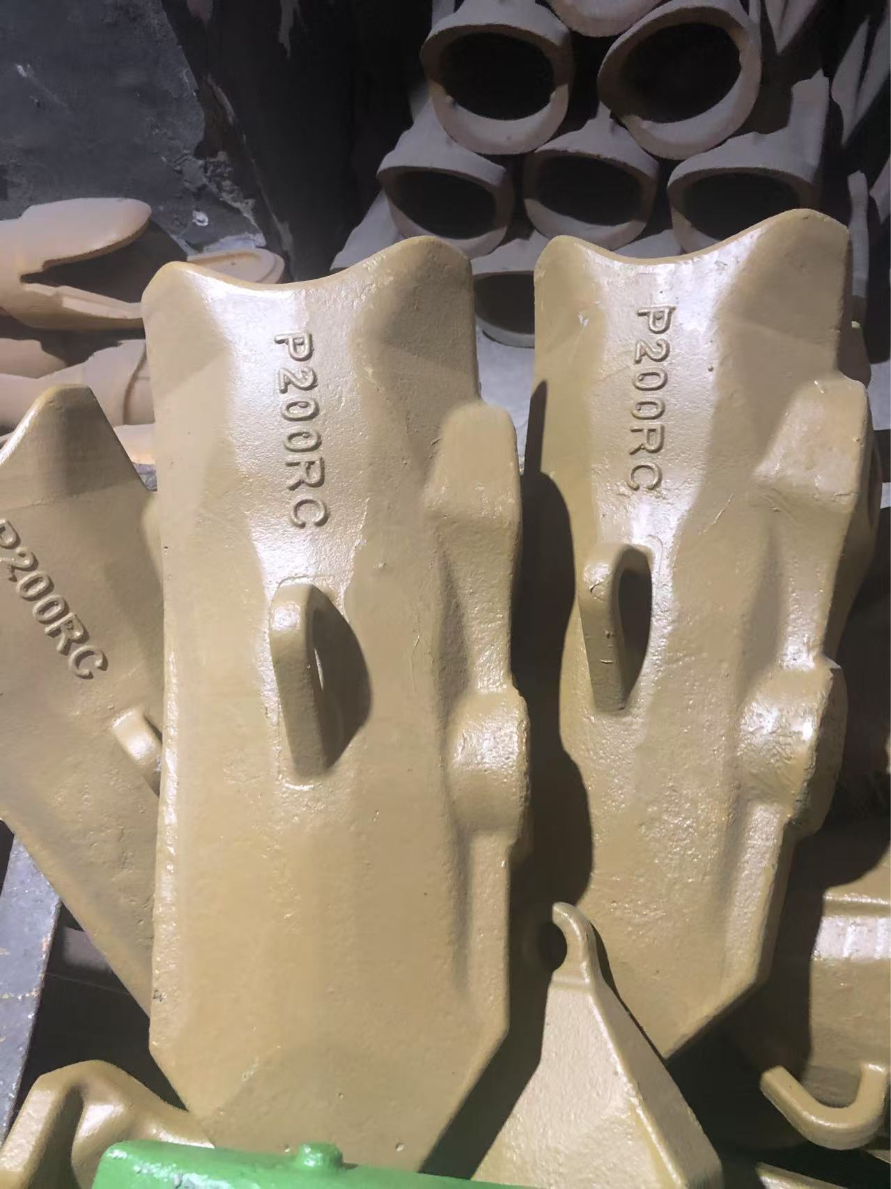 Komatsu bucket teeth P070RC,P085RC,P0120RC,P0200RC
