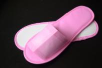  cheap disposable customised colourful hotel  nonwoven slippers factory