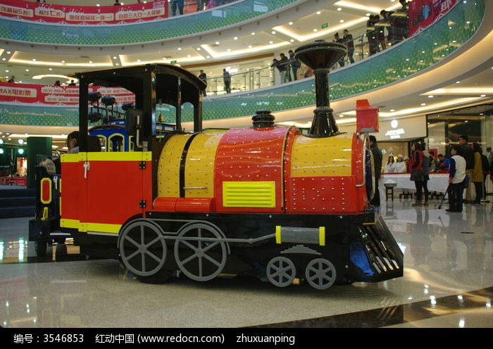 electric trackless train