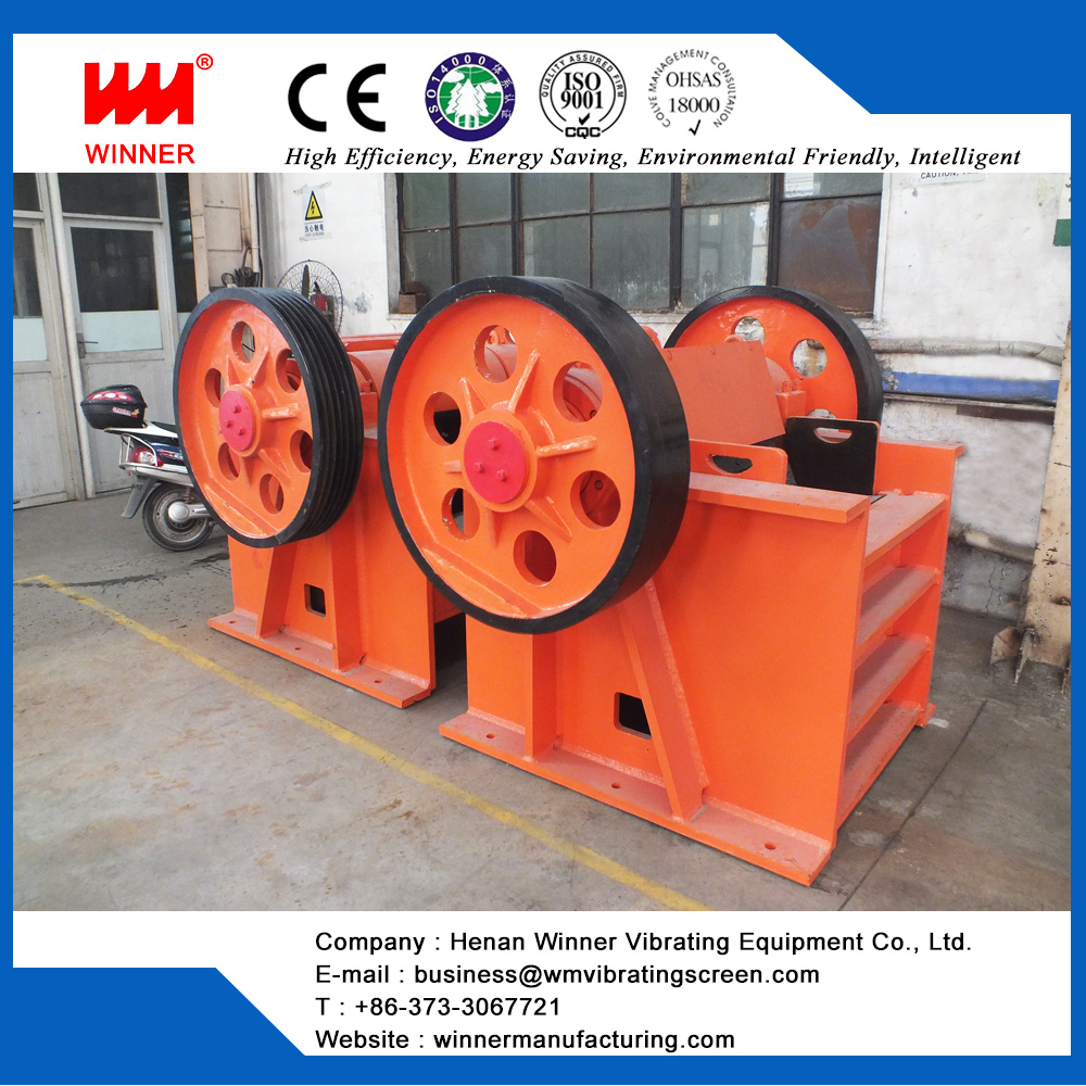 Stock and stone crushing machine for waste recycling