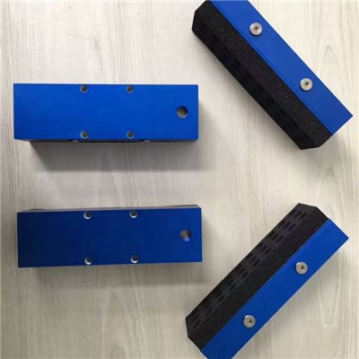 Flexible Sealing Foam With Lower Maintenance And Compressed Air With Energy Saving And Low Cost Foam Grippers To Apply For Wooden Handle Industry