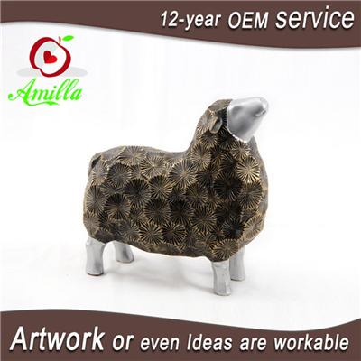 Antique Resin Sheep In Pair Statues For Garden Ornaments